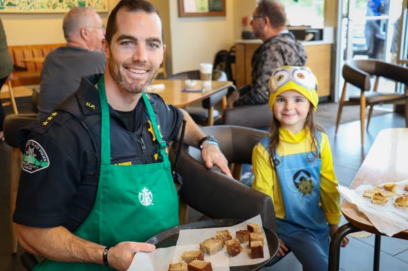 UP Starbucks hosts police and community for National Coffee Day